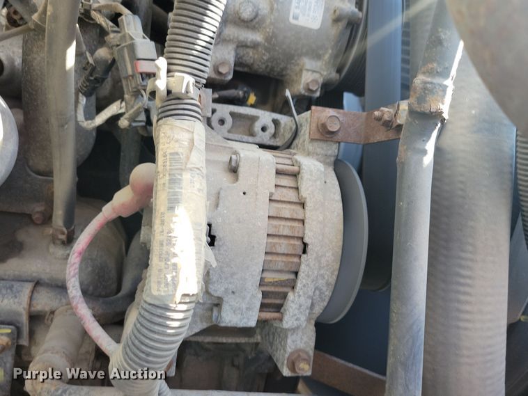 image for item NB9997 2013 International DuraStar 4400 box truck