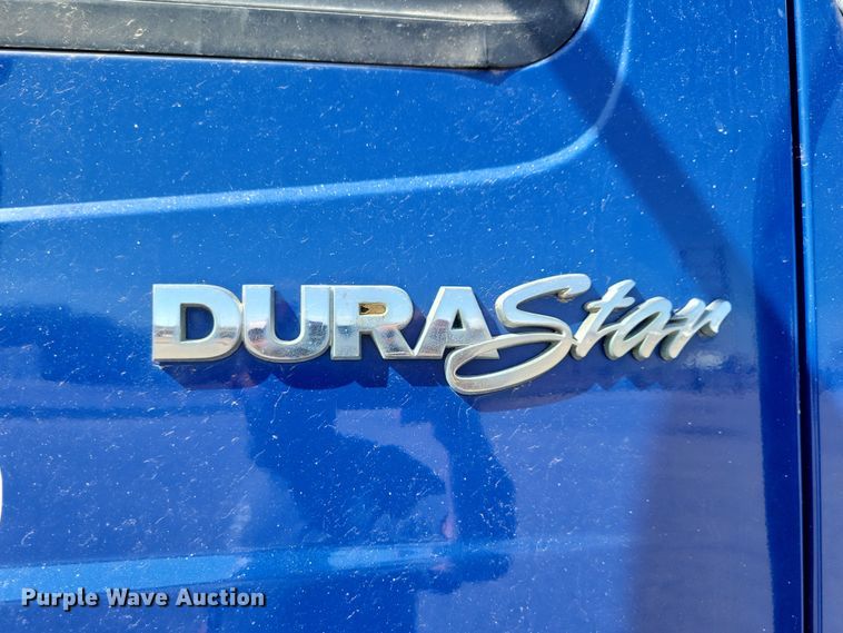 image for item NB9997 2013 International DuraStar 4400 box truck