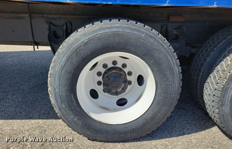 image for item NB9997 2013 International DuraStar 4400 box truck