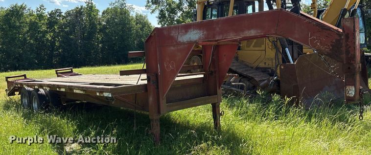 image for item ND9723 2002 Norris equipment trailer