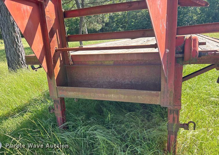 image for item ND9723 2002 Norris equipment trailer