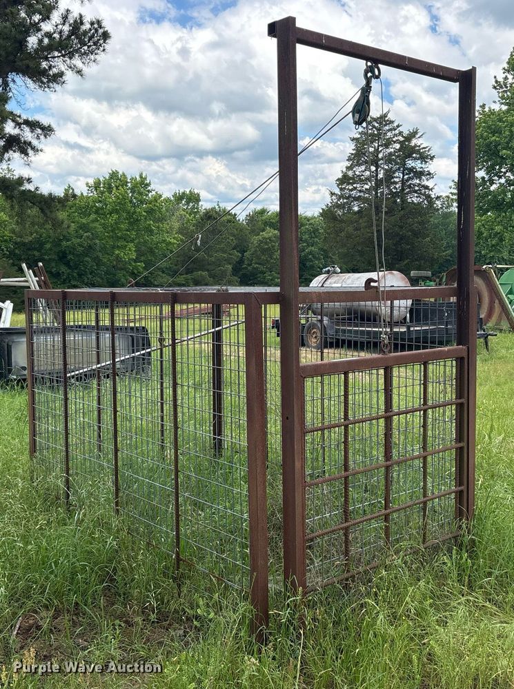 image for item ND9736 Shop built hog trapping system