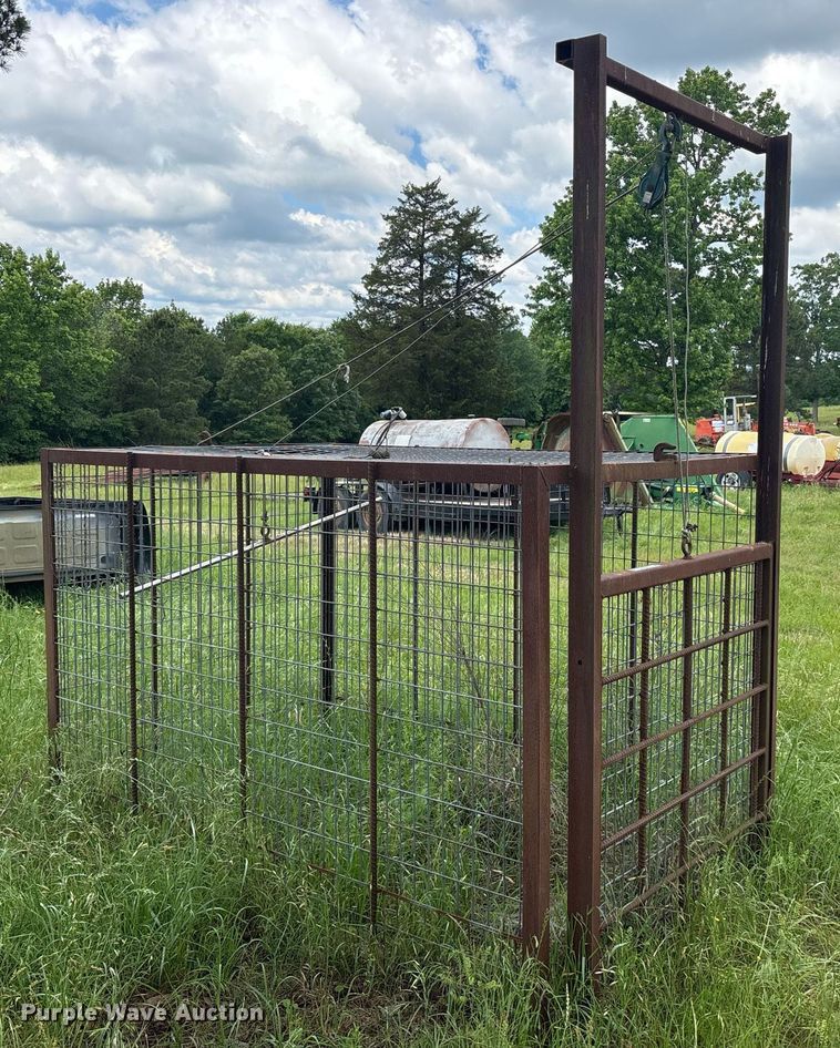 image for item ND9736 Shop built hog trapping system