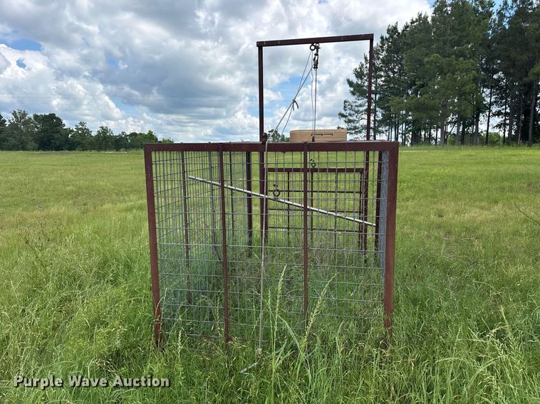 image for item ND9736 Shop built hog trapping system