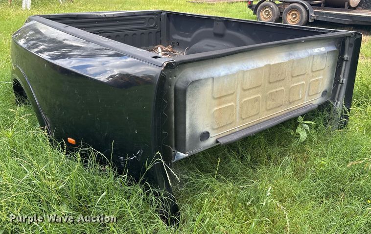 image for item ND9737 Pickup truck bed