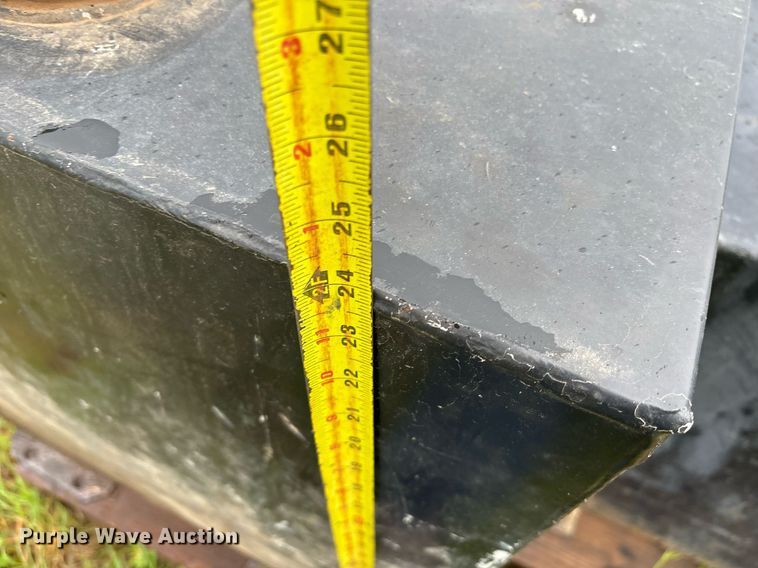 image for item ND9751 (2) Delta 484000 auxiliary fuel tanks