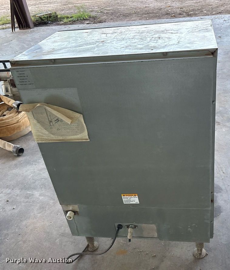 image for item ND9782 Koolaire KD0170A ice maker