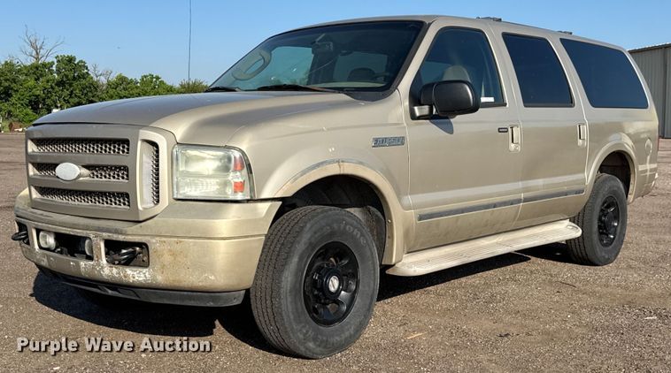 image for item NE9812 2005 Ford Excursion SUV