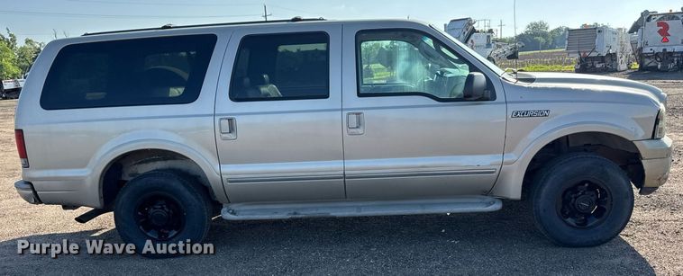 image for item NE9812 2005 Ford Excursion SUV