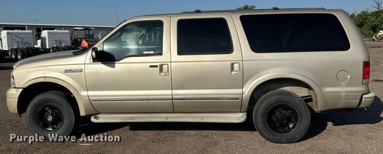 image for item NE9812 2005 Ford Excursion SUV