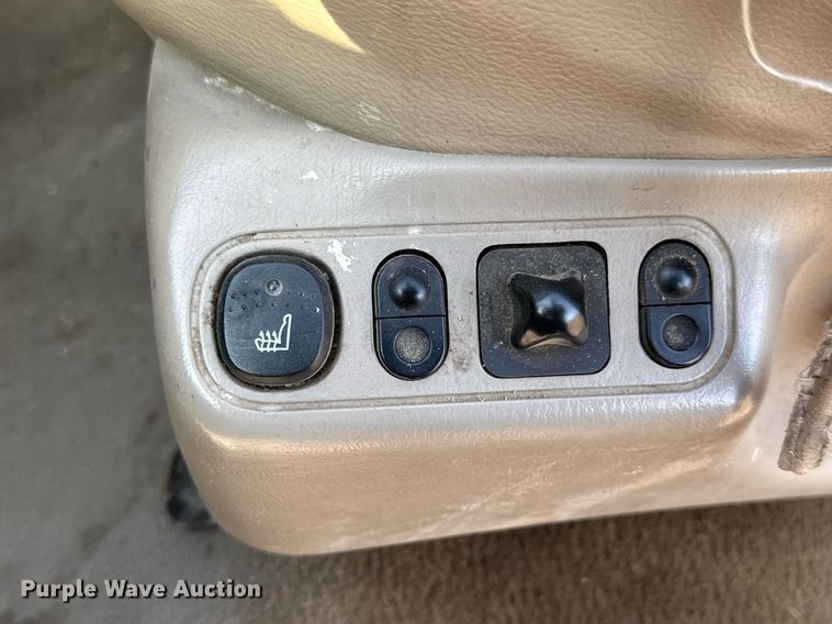 image for item NE9812 2005 Ford Excursion SUV