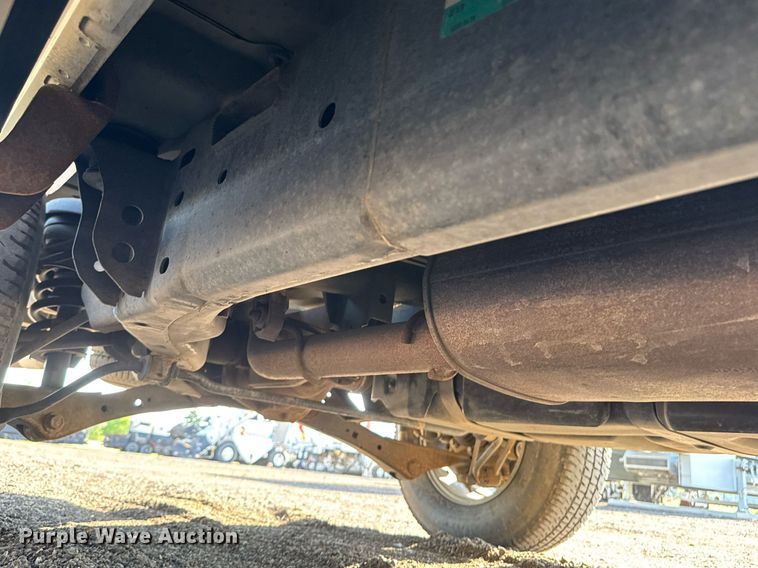 image for item NE9813 2010 Ford Expedition SUV