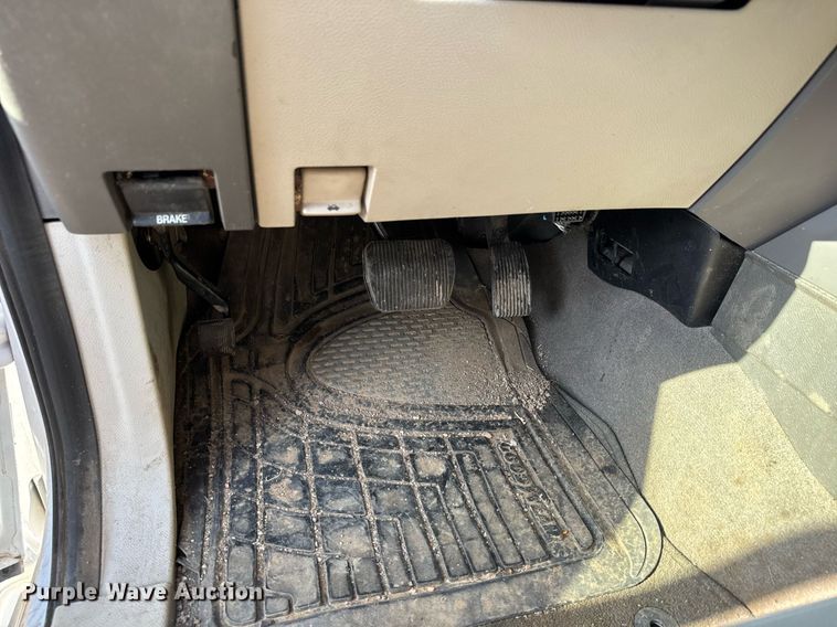 image for item NE9813 2010 Ford Expedition SUV