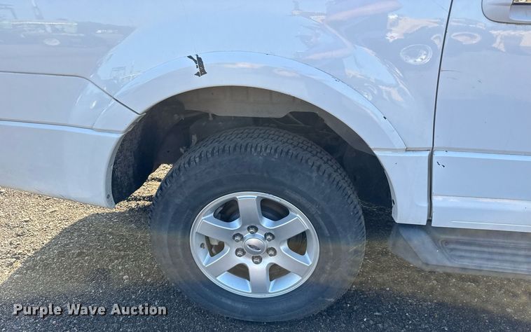 image for item NE9813 2010 Ford Expedition SUV