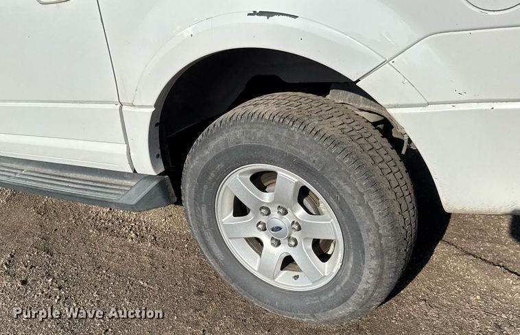 image for item NE9813 2010 Ford Expedition SUV