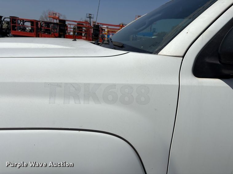 image for item OB9501 2014 Toyota Tacoma Double Cab pickup truck