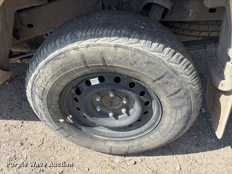 image for item OB9501 2014 Toyota Tacoma Double Cab pickup truck