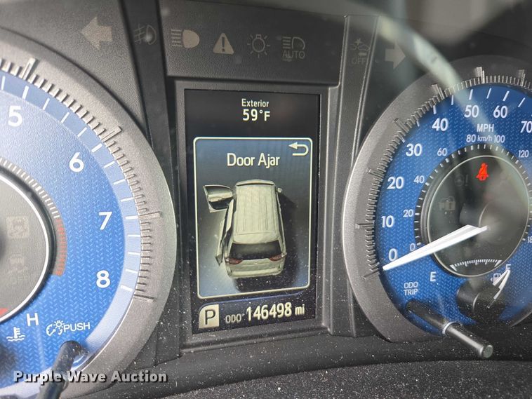 image for item YA0470 2020 Toyota Sienna handicap accessible van