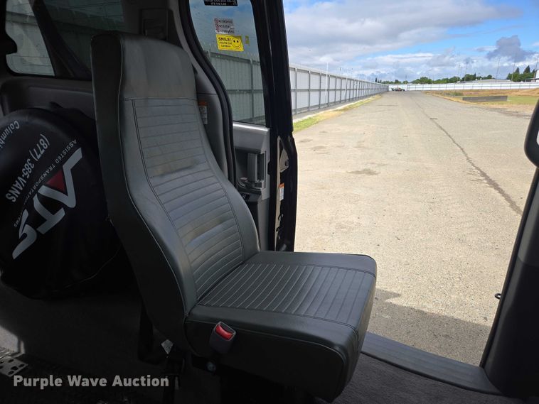 image for item YA0470 2020 Toyota Sienna handicap accessible van