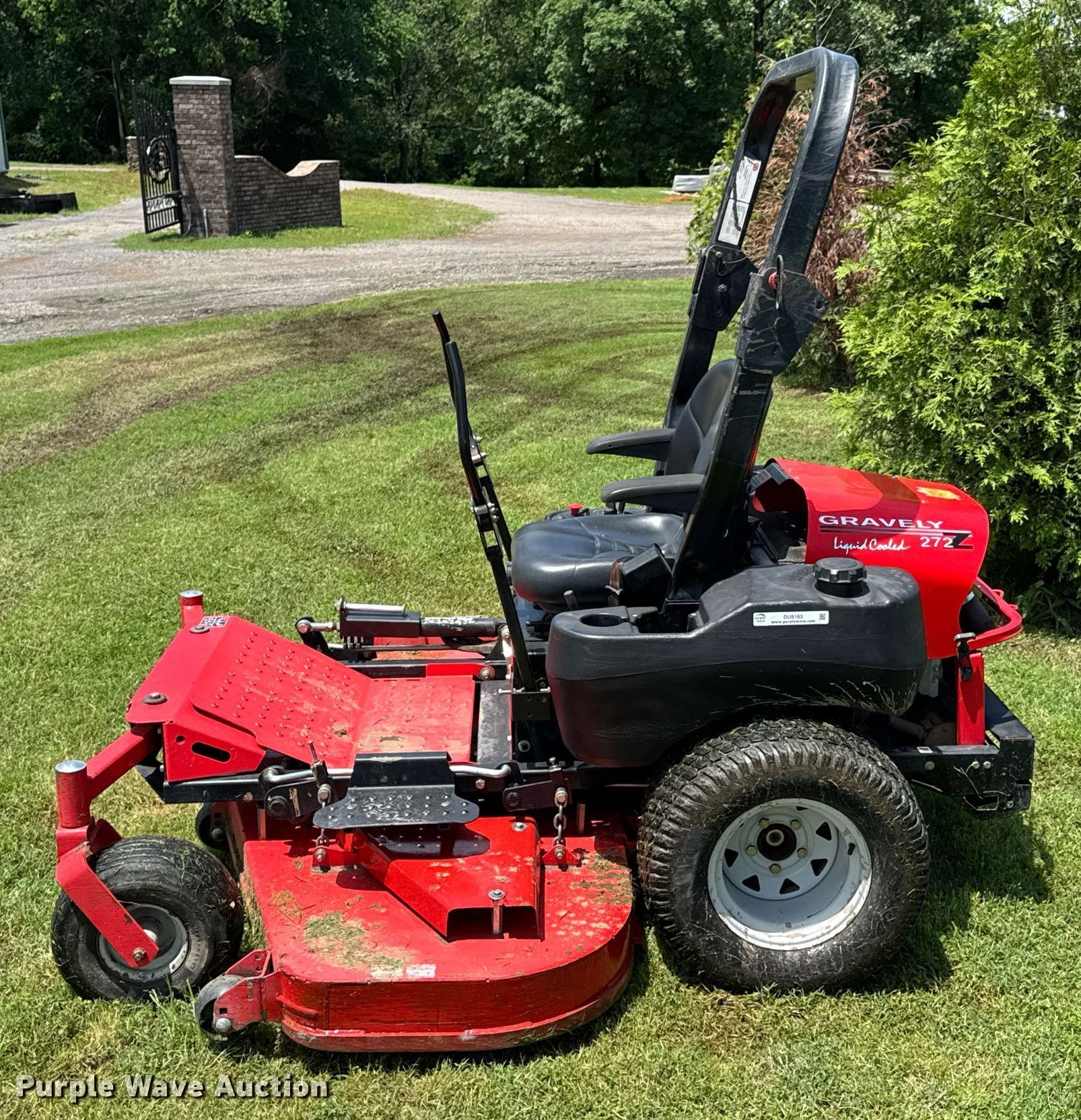 ハッピーパスタイム リッチ 160W Gravely 272Z ZTR lawn mower in Rudy, AR | Item DU9163 sold