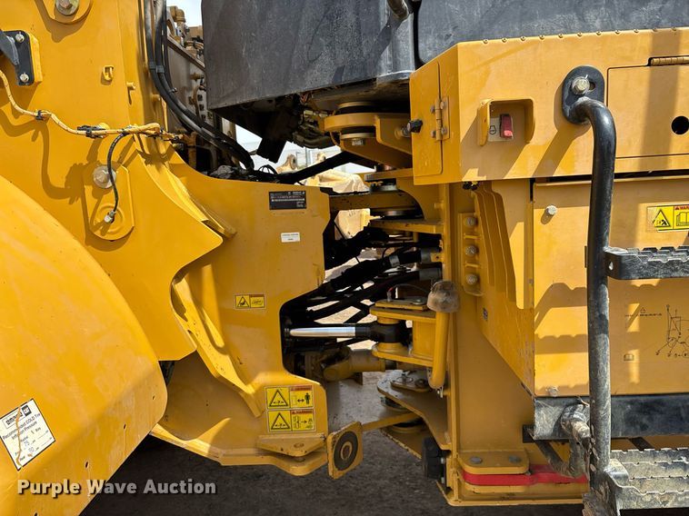 image for item DH8648 2020 Caterpillar 950GC wheel loader