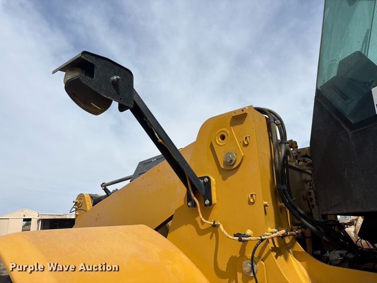 image for item DH8648 2020 Caterpillar 950GC wheel loader