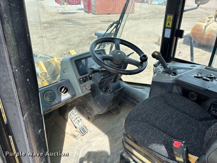 image for item DH8648 2020 Caterpillar 950GC wheel loader