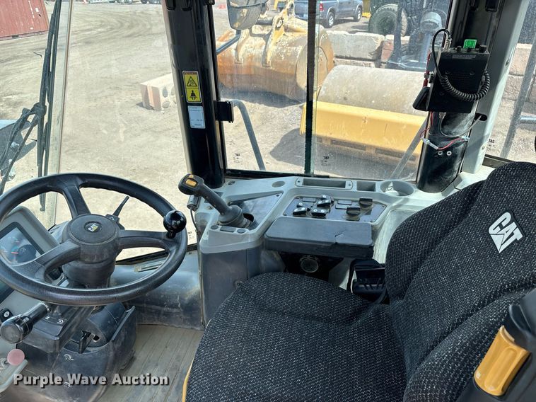 image for item DH8648 2020 Caterpillar 950GC wheel loader