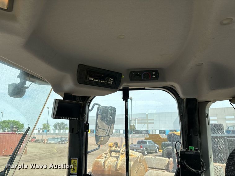 image for item DH8648 2020 Caterpillar 950GC wheel loader