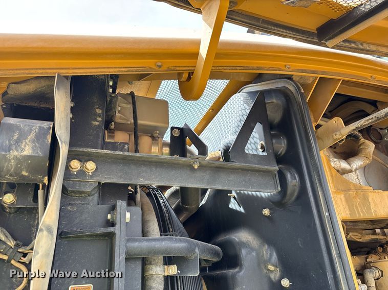 image for item DH8648 2020 Caterpillar 950GC wheel loader