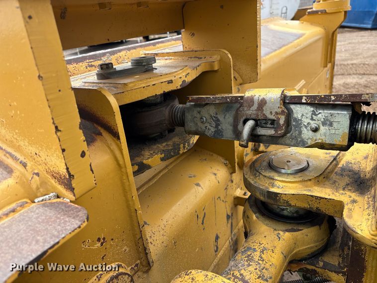 image for item DH8649 2017 Caterpillar D6T LGP dozer