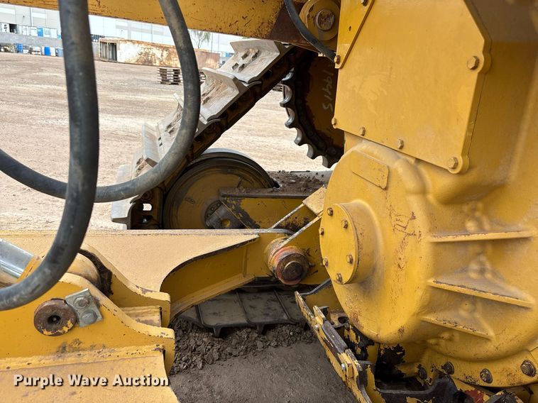 image for item DH8649 2017 Caterpillar D6T LGP dozer