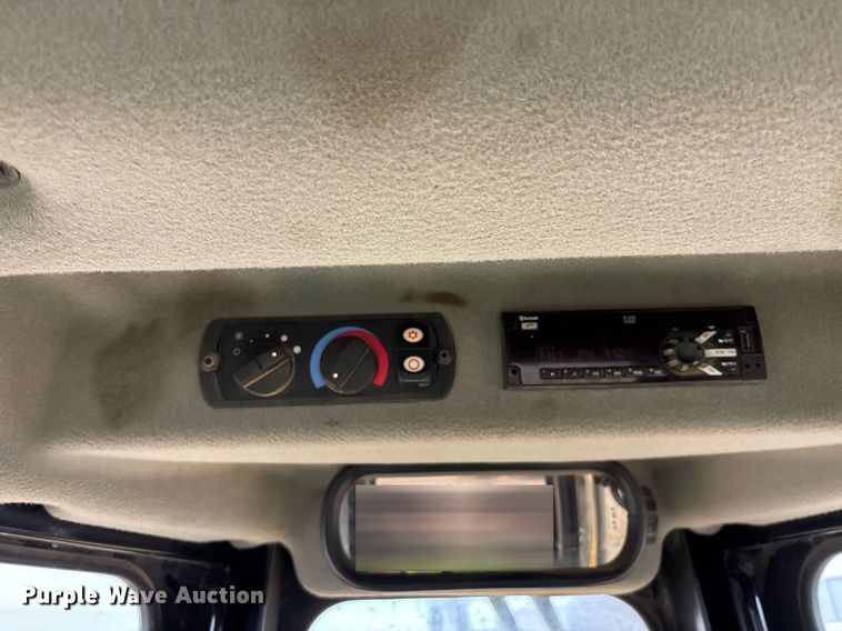 image for item DH8649 2017 Caterpillar D6T LGP dozer