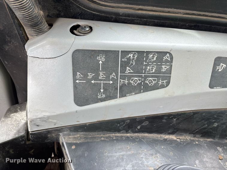 image for item DH8649 2017 Caterpillar D6T LGP dozer