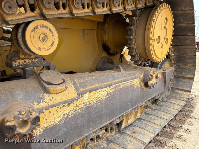 image for item DH8649 2017 Caterpillar D6T LGP dozer