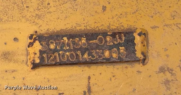 image for item DH8649 2017 Caterpillar D6T LGP dozer