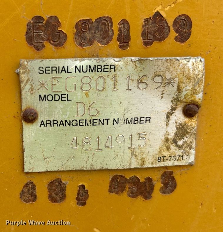 image for item DH8649 2017 Caterpillar D6T LGP dozer