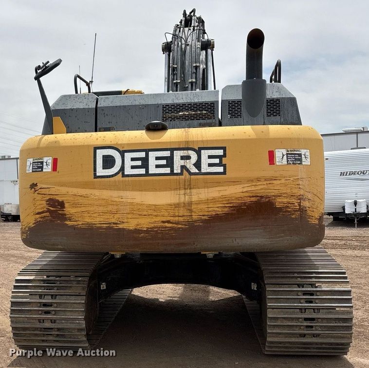 image for item DH8650 2016 John Deere 300G LC excavator