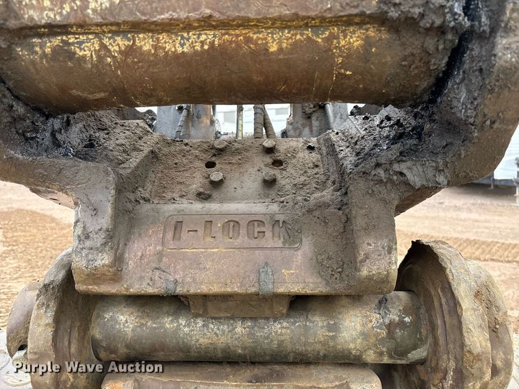 image for item DH8650 2016 John Deere 300G LC excavator