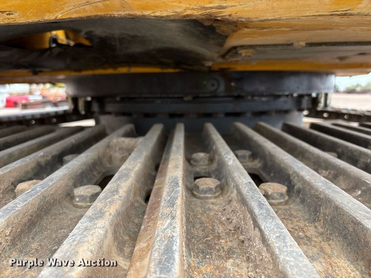 image for item DH8650 2016 John Deere 300G LC excavator