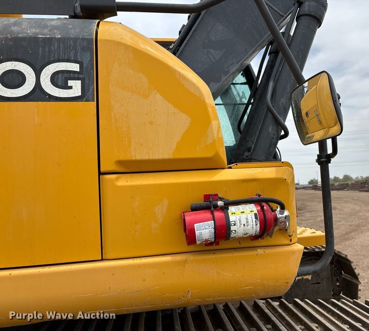 image for item DH8650 2016 John Deere 300G LC excavator