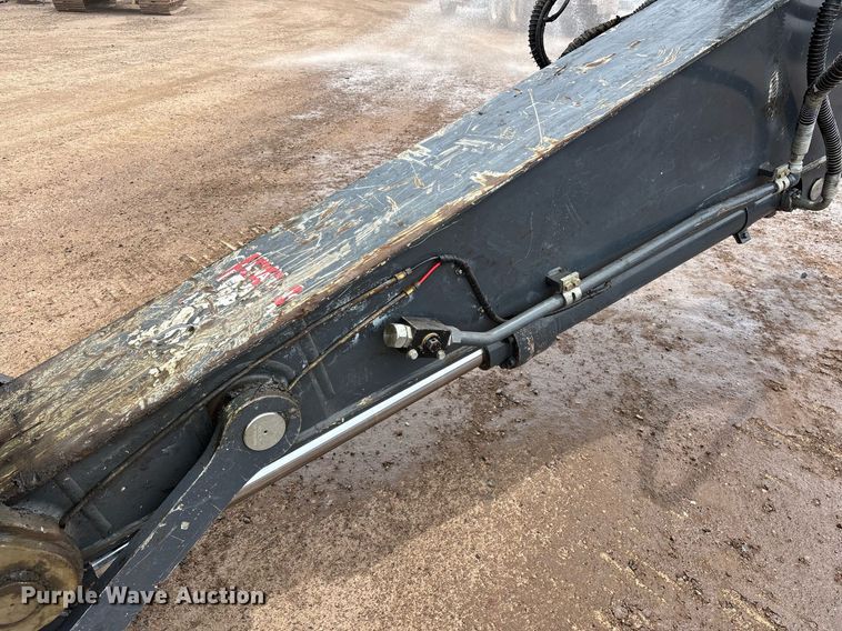 image for item DH8650 2016 John Deere 300G LC excavator