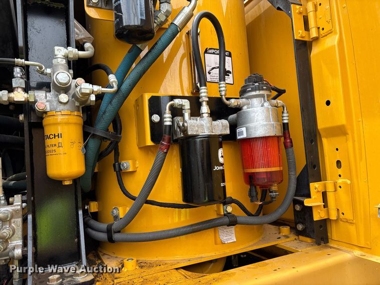 image for item DH8650 2016 John Deere 300G LC excavator