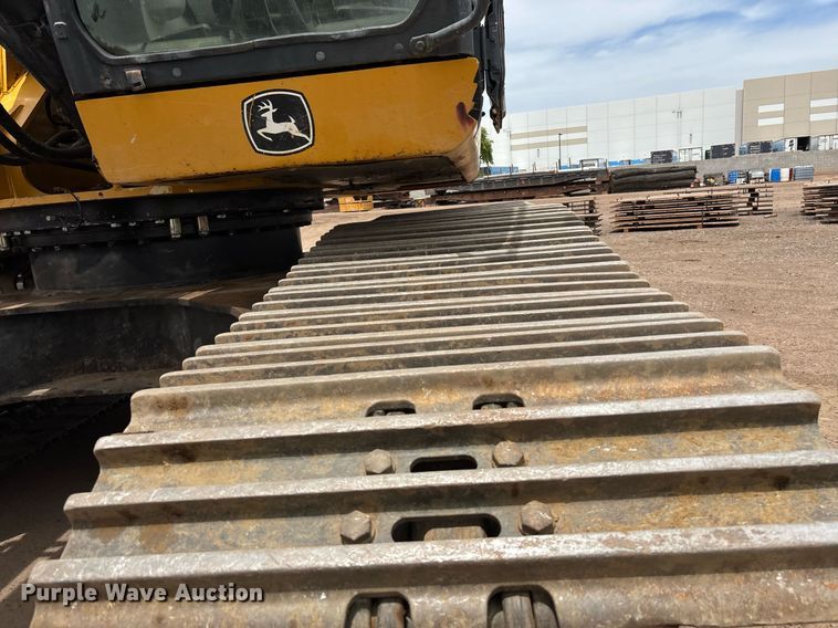 image for item DH8650 2016 John Deere 300G LC excavator