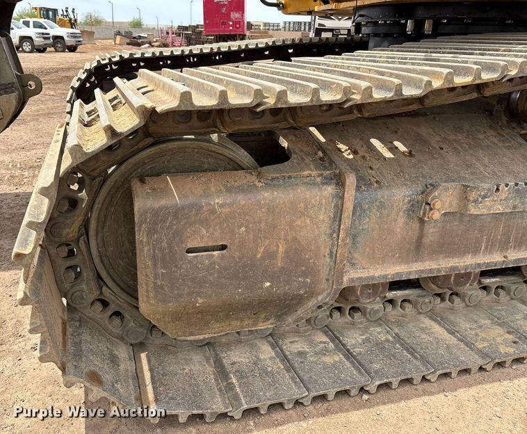 image for item DH8650 2016 John Deere 300G LC excavator