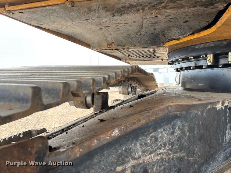 image for item DH8650 2016 John Deere 300G LC excavator