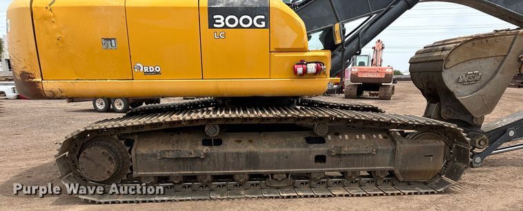 image for item DH8650 2016 John Deere 300G LC excavator