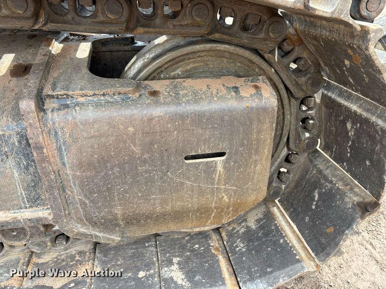 image for item DH8650 2016 John Deere 300G LC excavator