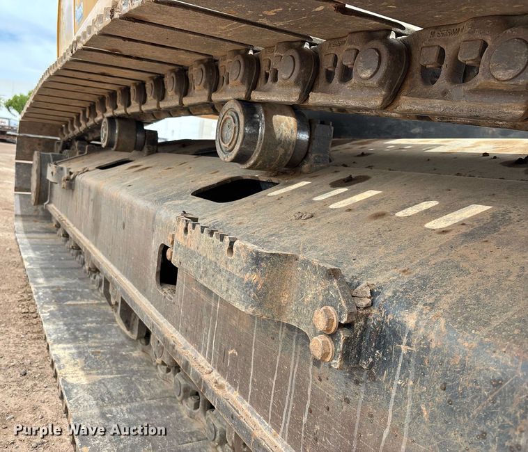 image for item DH8650 2016 John Deere 300G LC excavator