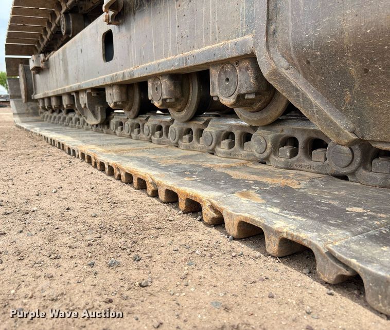 image for item DH8650 2016 John Deere 300G LC excavator